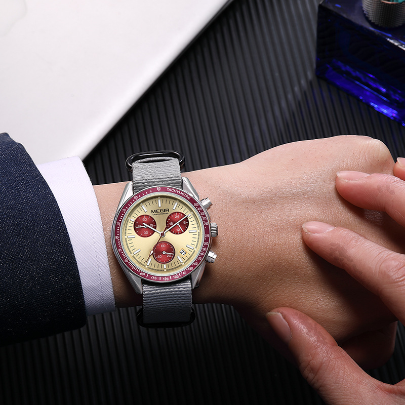 MEGIR 2247 新型高級メンズ腕時計 キャンバス編み込 - Canvas Strap Watch のレビューと価格